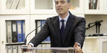 Alldaynews.gr Εκπρόσωπος τύπου ΝΔ: Προκαλεί την κοινωνία η ΟΛΜΕ
