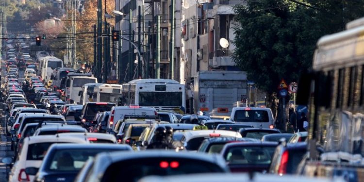 «Τέλος» τα αμάξια από το κέντρο της Αθήνας για 6 μήνες! – Θα «πέφτουν» μεγάλα πρόστιμα