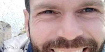 Alldaynews.gr Αυτοκτονία ΣΟΚ για τον Γνωστό Θεσσαλονικιό Tatoo Artist Δημήτρη Ντέλο-Έπεσε απο την ταράτσα