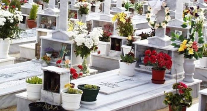 Alldaynews.gr Μαμά μου, στη Γιορτή της Μητέρας θα σου πω χρόνια πολλά. Σαν να μην “έφυγες” ποτέ…