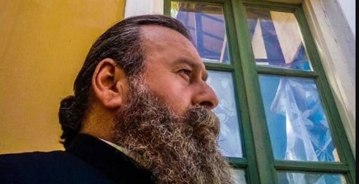Παπάς από τις Άγριες Μέλισσες: Αν είναι το θέλημα του Θεού να “Φύγω” από την «μεταλαβιά» ας γίνει