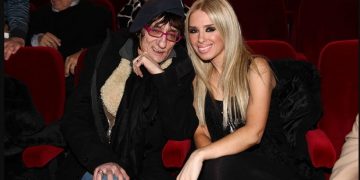 Φουλ ερωτευμένη η χήρα του Στάθη Ψάλτη-Χωρίς μνημόσυνο για τα 3 χρόνια του ηθοποιού[photo]