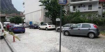 Alldaynews.gr Καλαμπάκα: Παράνομο ζευγάρι ηλικιωμένων έκανε σεξ σε δημοτικό πάρκινγκ στις 10 το πρωί