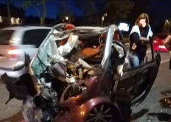 Λ. Μαραθώνος: 25χρονη μιλούσε στο κινητό και καρφώθηκε σε κολόνα της ΔΕΗ-Σοκαριστικές Εικόνες