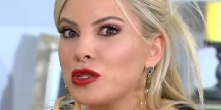 Η Αντελίνα Βαρθακούρη αρχίζει να χτύπαει  κουδούνια![photo]