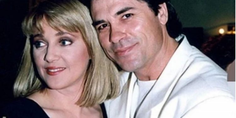 Alldaynews.gr Ρούλα Κορομηλά: Αδιανόητη αποκάλυψη για το γάμο της με τον Μιχαλόπουλο – «Φαινόταν από τότε ότι…»