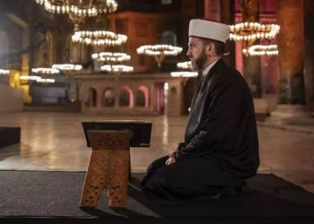 Προκαλεί η Τουρκία για την Αγιά Σοφιά: Έλληνες είσαστε Κομπλεξικοί