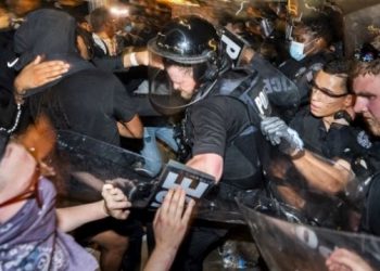 Μινεάπολη: Ο στρατός είναι έτοιμος να κατέβει στους δρόμους