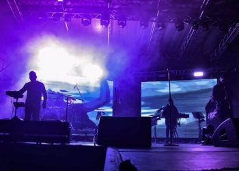 Επίδομα 800 ευρώ και στους καλλιτέχνες – Τι ανακοίνωσε ο Πέτσας