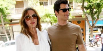 Η Κάτια Ζυγούλη με φουσκωμένη κοιλίτσα στο πλευρό του Σάκη Ρουβά[photo]