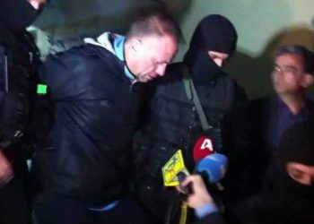 Ελεύθερος και πάλι ο Νίκος Σειραγάκης – Μετά από 8 χρόνια φυλακή για την υπόθεση παιδεραστίας που είχε συγκλονίσει τη χώρα