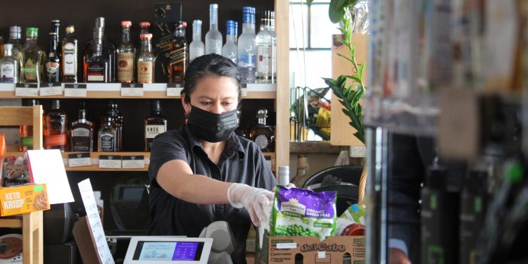 Ποιες συμβάσεις εργασίας μπορούν να παραμείνουν σε αναστολή – Για όσες γίνεται ανάκληση δεν μπορούν να μπουν ξανά σε αναστολή