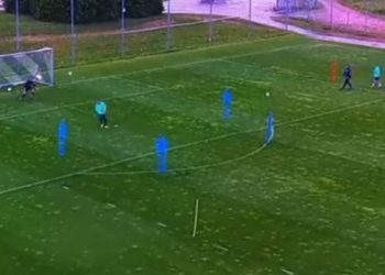 Ο Σταφυλίδης έβαλε με τακουνάκι ένα απίστευτο γκολ!