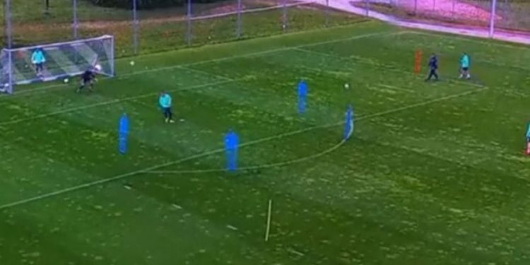 Ο Σταφυλίδης έβαλε με τακουνάκι ένα απίστευτο γκολ!