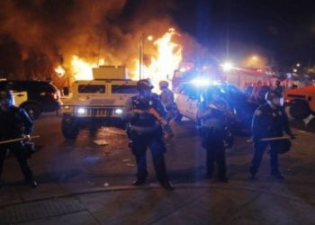 Νέο σοκ στις ΗΠΑ: Νεκρός ομοσπονδιακός πράκτορας από πυροβολισμό σε διαδήλωση