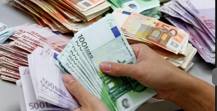 Αυτοί είναι οι κερδισμένοι από τον κορωνοϊό: Μετέτρεψαν σε χρυσωρυχείο την πανδημία[Ονόματα]