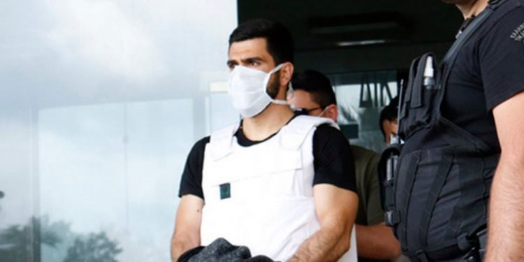 Μανώλης Καλομοίρης: Άρχισα να πυροβολώ τον Ξυλούρη μέχρι που τελείωσαν οι σφαίρες[Δικογραφία]