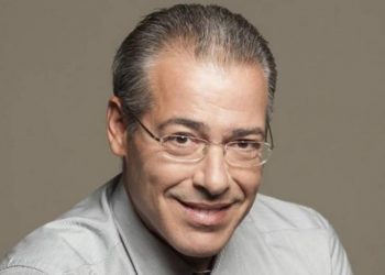 Νίκος Μάνεσης: Ο Γάμος του με Γνωστή Ελληνίδα τραγουδίστρια που κράτησε μόνο λίγες ημέρες[photos]