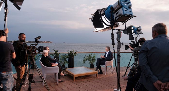 Alldaynews.gr Μητσοτάκης στη Bild: Τα λουκέτα στις ελληνικές λιγνιτικές μονάδες θα ωφελήσουν τις… γερμανικές εταιρείες!