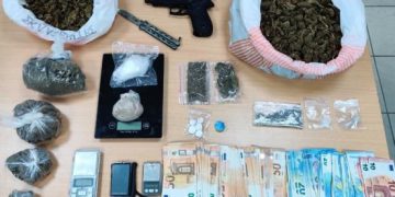 Alldaynews.gr Το μπουλόνι, το ποτό, και τα σουβλάκια – Πώς πιάσανε εμπόρους κοκαΐνης σε Αθήνα – Πελοπόννησο