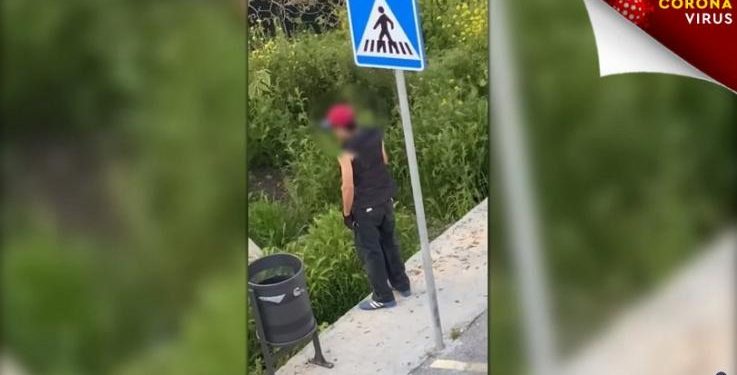 Alldaynews.gr Serial killer εν μέσω κορωνοϊού: Οπαδός της Μπαρτσελόνα σκότωνε άστεγους (Video)