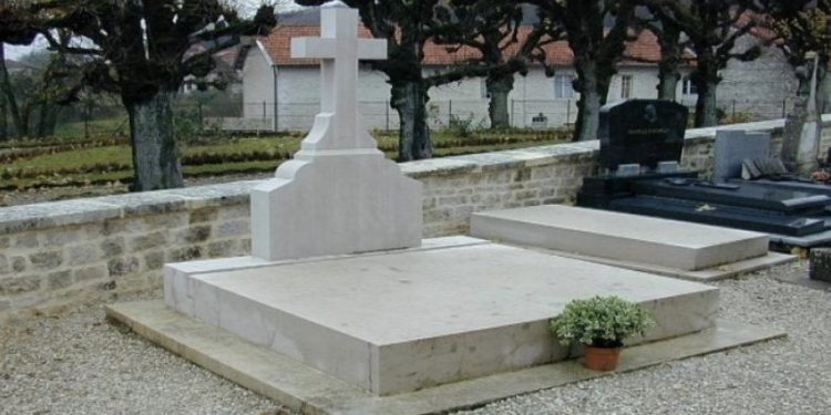 Alldaynews.gr Πώς οι «μυστικές ταφές» συμβάλλουν στον περιορισμό μετάδοσης του κοροναϊού