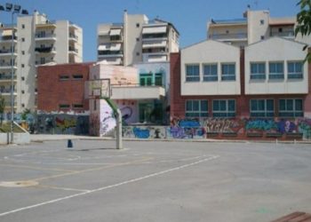 Μαχαιριές σε σχολείο λόγω… οπαδικών διαφορών!