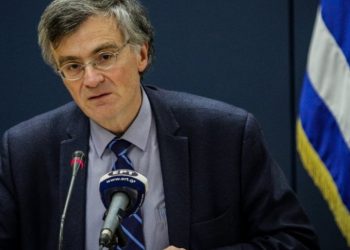 Οργή Τσιόδρα: Σε ποιους στρέφονται τα «πυρά» του περί ανοίγματος των σχολείων