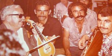 Alldaynews.gr Κρήτη: Ο τυφλός λυράρης που έμεινε στην ιστορία (pics, video)