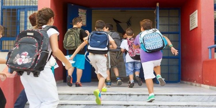 Alldaynews.gr Από σήμερα ξεκινούν οι Εγγραφές σε Δημοτικά και Νηπιαγωγεία – Υποχρεωτική η φοίτηση νηπίων