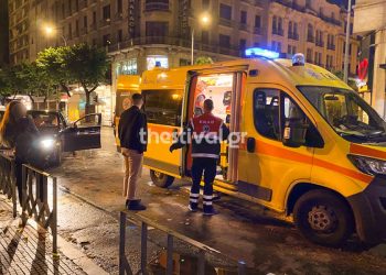 Θεσσαλονίκη: Τροχαίο στο κέντρο με 3 οχήματα τα ξημερώματα – Πέντε άτομα στο νοσοκομείο (pics)