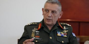 Alldaynews.gr Ο Έλληνας ΓΕΕΘΑ στέλνει σκληρό μήνυμα προς Τουρκία: «Όποιος πατήσει το πόδι του σ’ ελληνικό έδαφος, θα τον κάψουμε!»