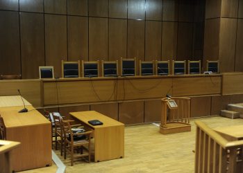 Μήνυση για «δήθεν θανάτους» από κορονοϊό