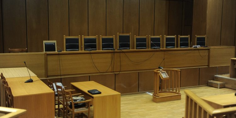 Alldaynews.gr Μήνυση για «δήθεν θανάτους» από κορονοϊό