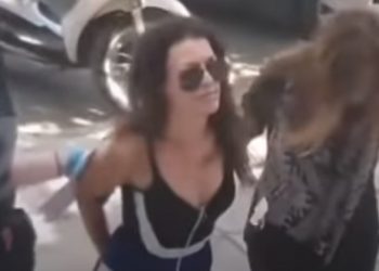 Θεσσαλονίκη: Στο ψυχιατρείο η γυναίκα που πέταξε νερό στο Νίκο Χαρδαλιά