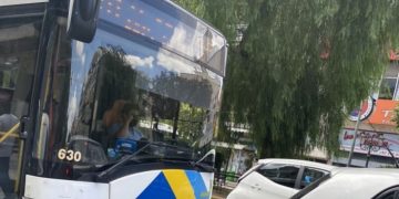 Αθήνα: Οδηγός λεωφορείου σε τυφλό-Πάτα το κουδούνι όταν δεις την στάση![video]