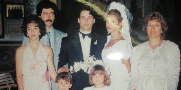 Δείτε ποιος ήταν ο πρώτος σύζυγος της Ελένης Μενεγάκη [εικόνες]