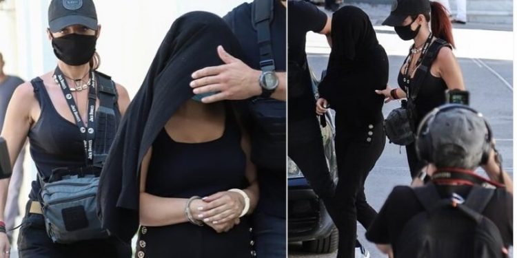 Επίθεση με βιτριόλι: Μαγνήτισε τα βλέμματα η κοκκινομάλλα Αστυνομικός[photos]