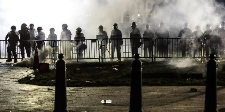 Alldaynews.gr Τζορτζ Φλόιντ: Άλλοι 3 νεκροί στις διαδηλώσεις στις ΗΠΑ