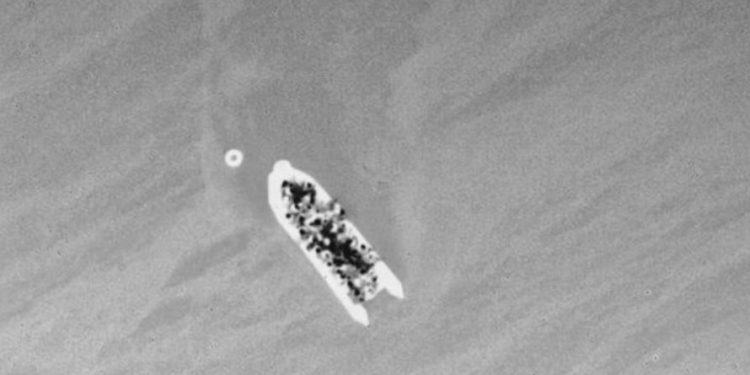 Alldaynews.gr Δίχως τέλος οι προκλήσεις: Τουρκικές ακταιωροί συνοδεύουν βάρκες με πρόσφυγες προς τα ελληνικά ύδατα