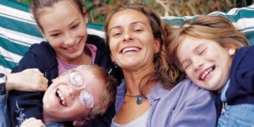 Alldaynews.gr Είμαι Χήρα απο 27 ετών: Δεν με νοιάζει τι λέει ο κόσμος-Ο δικός μου κόσμος είναι τα παιδιά μου!