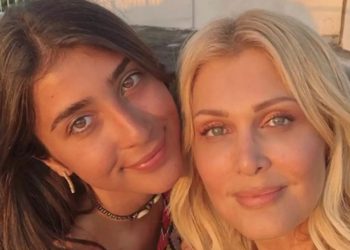 Διαψεύδει μέσω του δικηγόρου της η κόρη της Νατάσας Θεοδωρίδου ότι διέσπειρε τον κορονοϊό σε πάρτι στην Θεσσαλονίκη