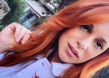 Η Λατάνια του «Έλα στη θέση μου» ποζάρει με μπικίνι και.. κόβει ανάσες!