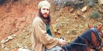 Alldaynews.gr Κόκκινο Ποτάμι: Τι αποκάλυψε ο “Μουσταφά” για τη σκηνή του βιασμού της Βασιλικής