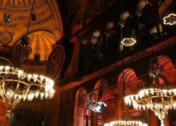 Αγιά Σοφιά – Δήλωση «βόμβα» Τούρκου ιστορικού: Ετοιμάζουν ήδη το… τζαμί