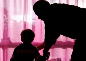 Έδιναν παιδιά σε παιδόφιλους ανάδοχους γονείς! Το πείραμα που κατέστρεψε ζωές