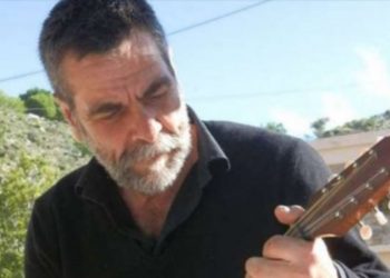 Άγνωστοι Έσπασαν τον τάφο του Δολοφονημένου Λ. Καλομοίρη στα Ανώγεια[photo]