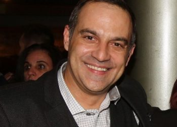 Δύσκολες ώρες: Πρόβλημα υγείας για τον Κρατερό Κατσούλη