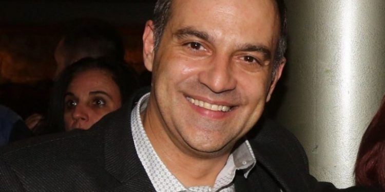 Alldaynews.gr Δύσκολες ώρες: Πρόβλημα υγείας για τον Κρατερό Κατσούλη