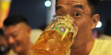 Alldaynews.gr Ήπιε 10 μπουκάλια μπύρα και διαλύθηκε η ουροδόχος κύστη του